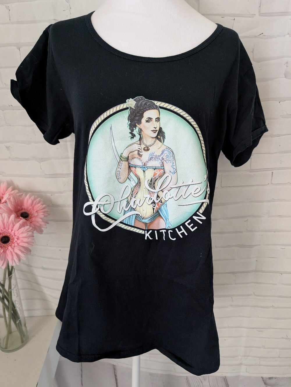 Charlotte's Kitchen- Black Graphic T-Shirt Size XL